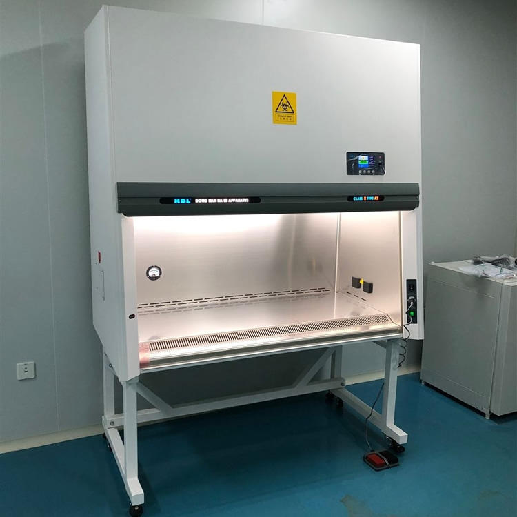 化验室全排生物安全柜，BSC-1800LIIB2实验室排汽生物安全柜