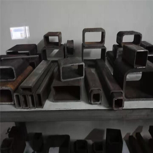 可克达拉镀锌方管厂家,80×160×10方管/方矩管泰岳钢铁厂家