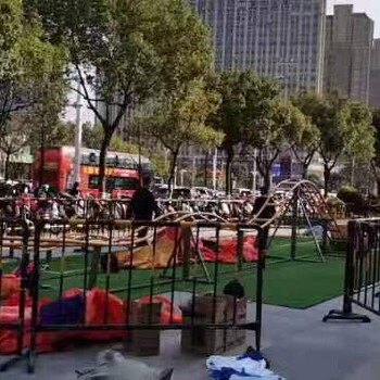 開封網紅坑爹過山車彩虹滑道恐龍蹦床暖場引流道具