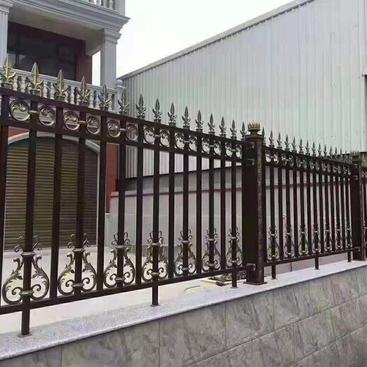 临潼锌钢护栏铁艺围栏铁栅栏铁艺护栏围墙锌钢围栏价格