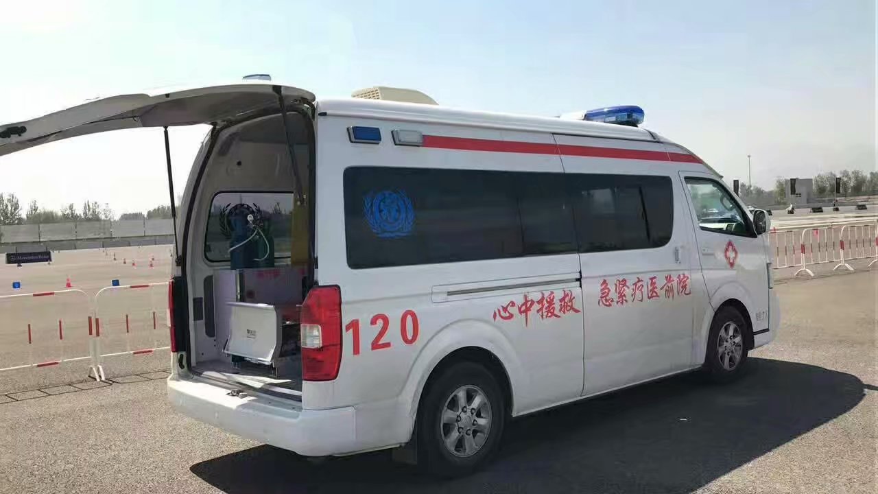 北京大兴私人120救护车出租电话直接联系