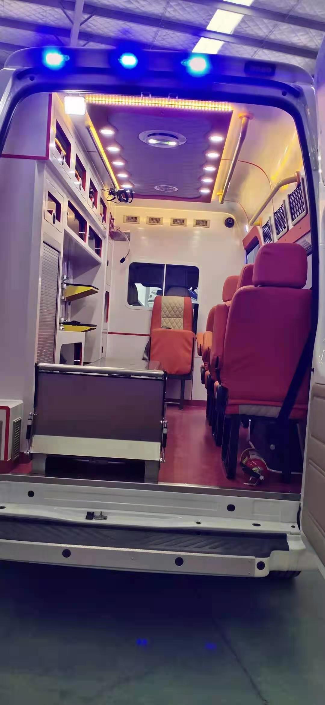 阿克苏跨省120转运车公司-配备护士