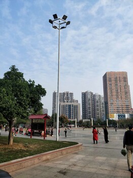 中桿燈、高桿燈