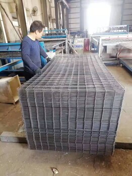 生產(chǎn)鋼筋網(wǎng)片，防開(kāi)裂鋼絲網(wǎng)，CRB550鋼筋網(wǎng)片，鍍鋅網(wǎng)片