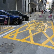 深圳道路标志划线停车场车位划线消防通道网格划线禁停线