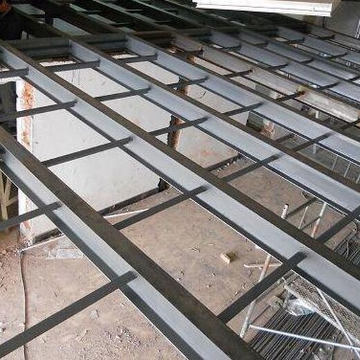 卢湾钢结构楼梯安装