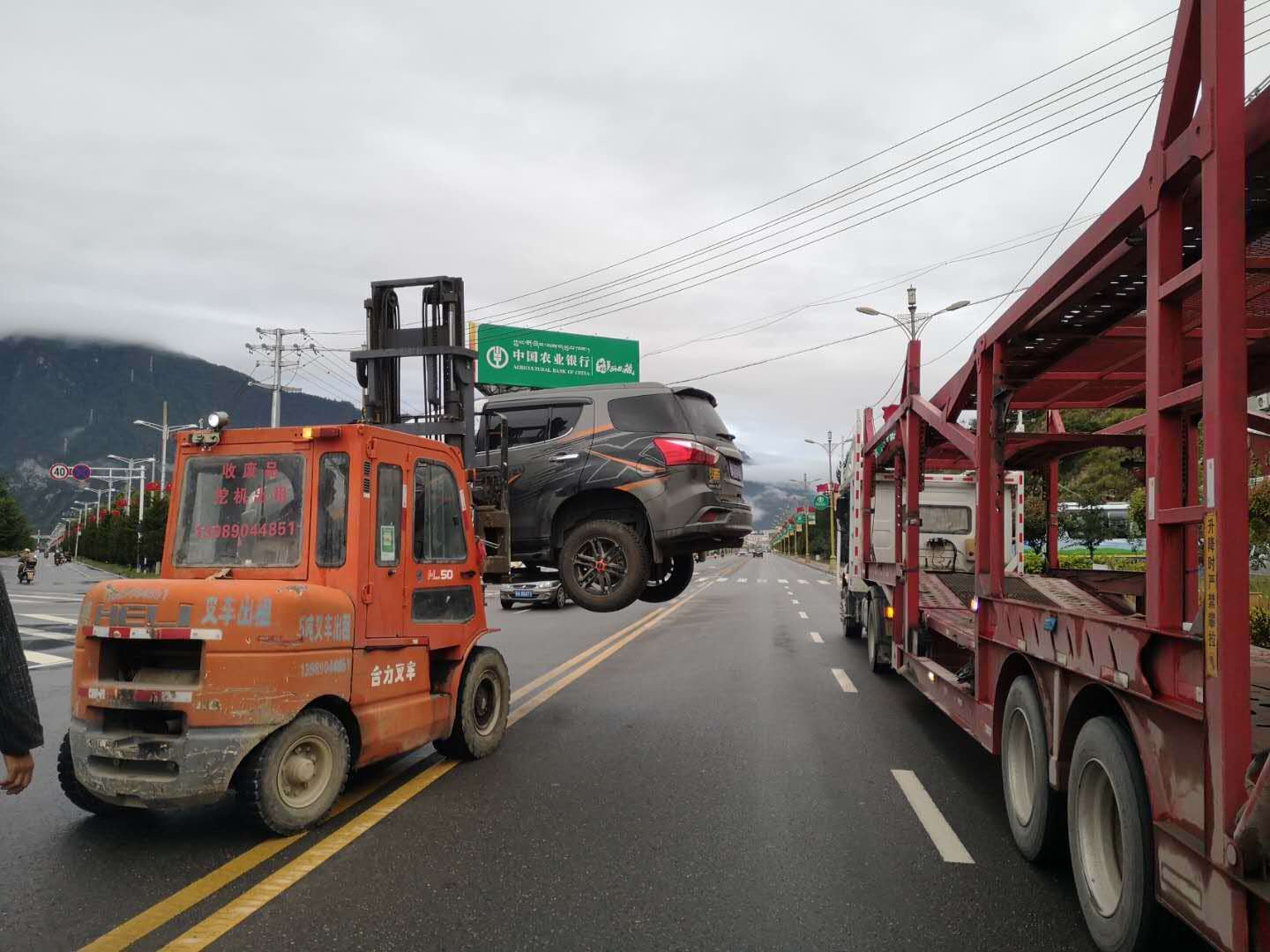 新疆烏魯木齊水磨溝托運(yùn)越野車可以隨車帶行李物品嗎