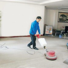 PVC地板清洗、打蜡、翻新