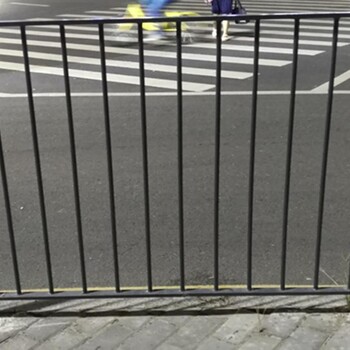 公路护栏安装需要下埋多少？