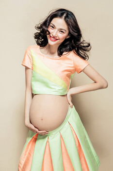 北京孕妇写真摄影好看的照片透明元素