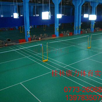 桂林PVC羽毛球场地胶康力-7年公司拥有施工队伍