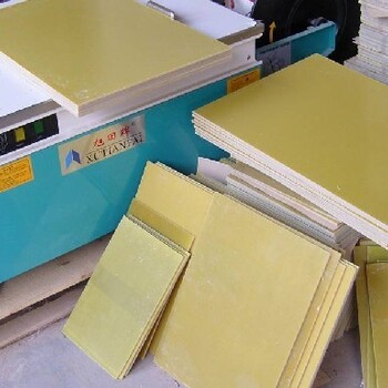 玻纤板生产厂家，黄色玻纤板，200厚度玻纤板价格