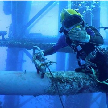 潜水服务工程结构物的安装与维修下焊接与切割水下录相大件吊装拖航运输海上救助