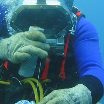 厦门中潜水下检测摄像取证切割焊接潜水打捞水下工程水下探查清理