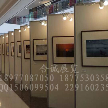 巡展活动选择多功能的八棱柱展板，方便快捷，工厂制作，实惠！