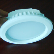 LED工程筒灯4寸12W压铸LED嵌入式筒灯厂家图片