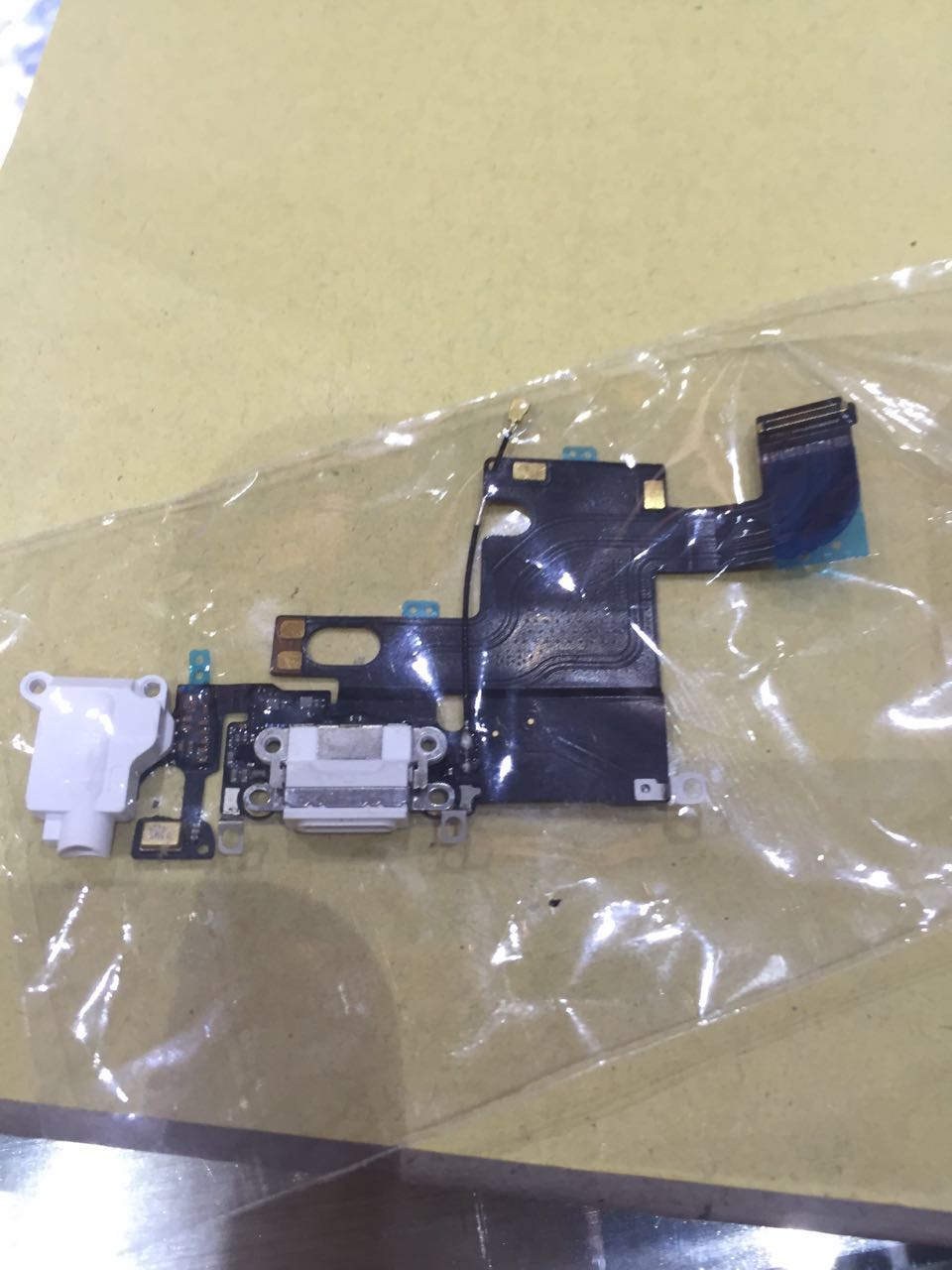 南京收购一加手机液晶屏华为手机背光