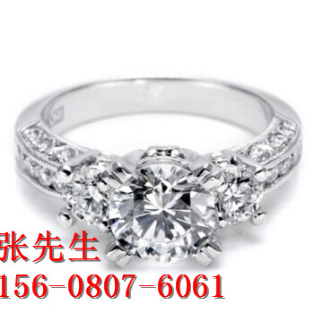六福戒指回收，成都铂金钻石戒指回收多少钱？