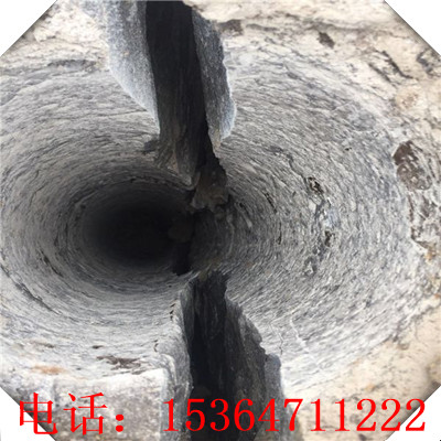 吉林白城劈裂機(jī)堅(jiān)硬山體破碎分解荒料巖石開(kāi)采案例