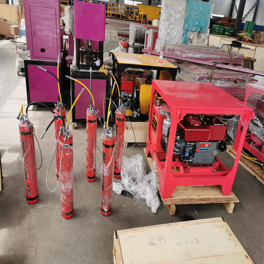 液壓巖石裂石機(jī)