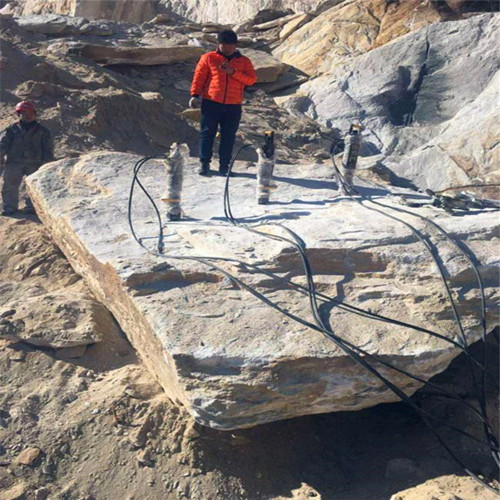 采石场破硬石头机器岩石开采设备吕梁