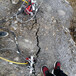 甘肅蘭州荒料板材二次破碎手持劈裂機替代膨脹水泥液壓分石機
