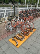 桂丰研发最新款共享自行车停车架