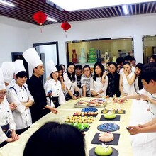 法式甜品培训首选金领学校武汉哪里有法式甜点培训班