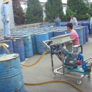 二氯甲烷分装大桶设备/二氯甲烷灌装大桶计量设备