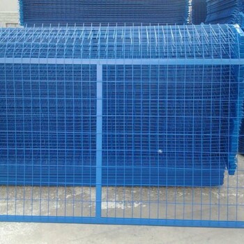 河北永乾公路護(hù)欄網(wǎng)，好質(zhì)量，保用100年