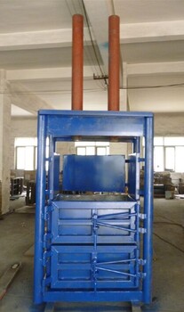 鎮(zhèn)江30噸立式液壓打包機(jī)端午節(jié)促銷價