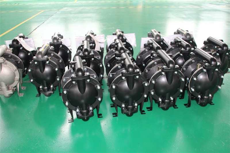 徐州泰州矿用潜水式隔膜泵代理商