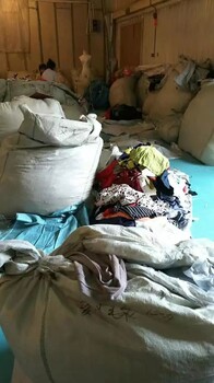 佑芙妮女装深圳品牌武汉大码品牌服装昆明女装走份折扣批发