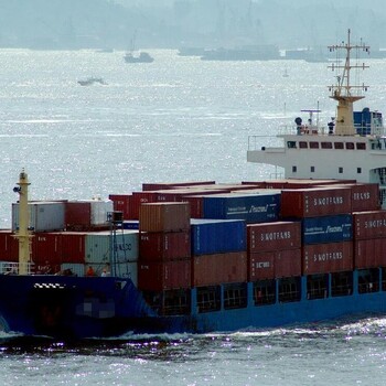 出售47000吨04年波兰造集装箱船