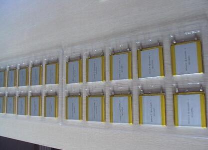 上海18650圆柱锂电池回收公司收购18650三元电池－