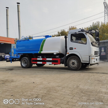 東風(fēng)多功能8方灑水車環(huán)衛(wèi)道路降塵灑水車廠家