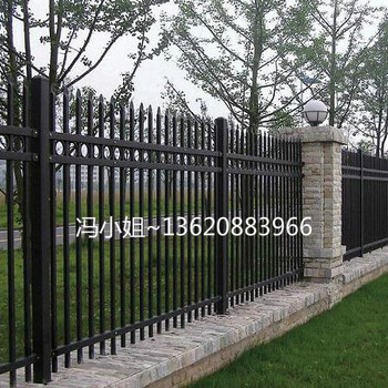 鋅鋼護(hù)欄、陽臺(tái)護(hù)欄、防護(hù)窗、樓梯扶手
