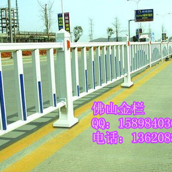 PVC塑鋼護欄，美式護欄，小區(qū)草坪護欄，小區(qū)花園護欄