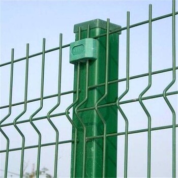 佛山出廠桃形柱護(hù)欄公路路邊護(hù)欄