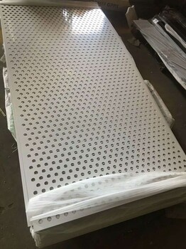 珠海香洲沖孔板護(hù)欄圓孔孔型菱形孔孔型珠海斗門沖孔板圍擋