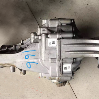 路虎汽油3.0T机油泵油箱平衡杆凸轮轴油底壳垫图片1
