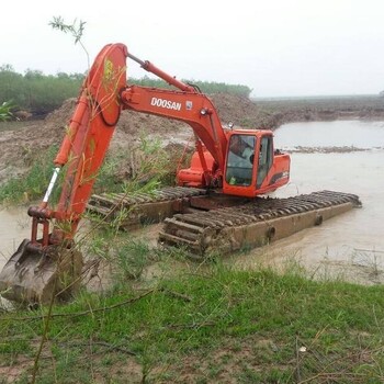 卡特320型湿地挖掘机出租水上挖机租赁服务价格