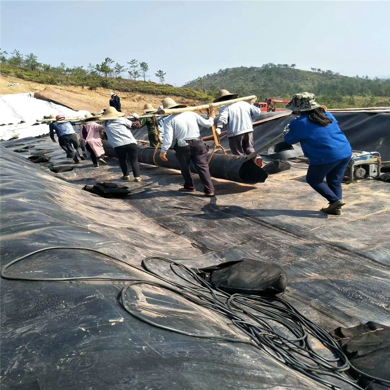 聚乙烯土工膜在四川堤坝护坡的焊接宽度