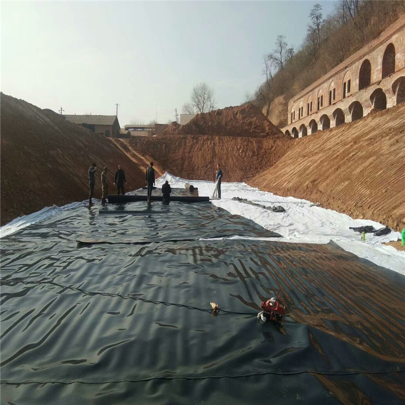 湖南河道边坡覆盖hdpe膜的施工方法