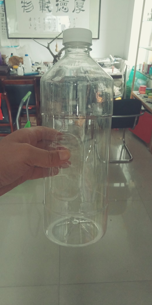 河南1.8升昆仑之星玻璃水瓶子厂家异形玻璃水瓶子价格