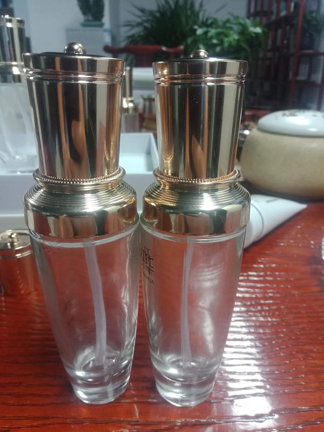 河南玻璃瓶子50克化妆品乳液包装瓶子厂家