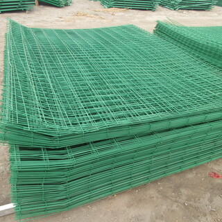 1.8米高双边铁丝护栏网生产厂家，框架护栏网供应商图片6