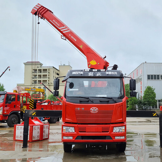 後八輪隨車吊哪裡買隨車式起重機