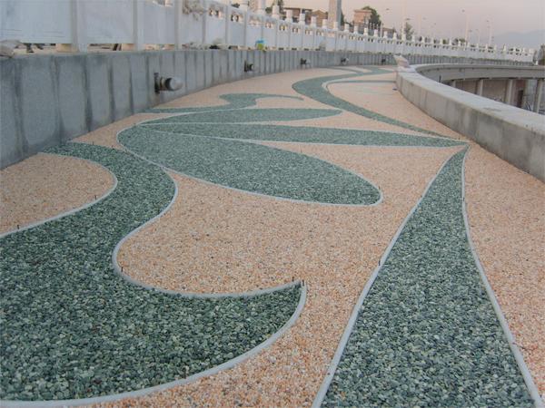 真石丽彩色环保胶粘石透水地坪,艺术路面材料