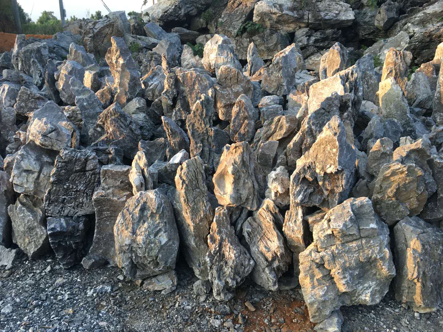 上海庭院假山石假山石价格假山石厂家8
